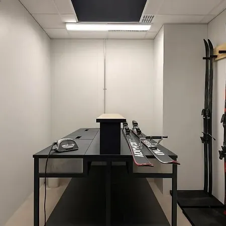 Le Lingonberry D39 Ski-in Ski-out By Aavalevi Levi